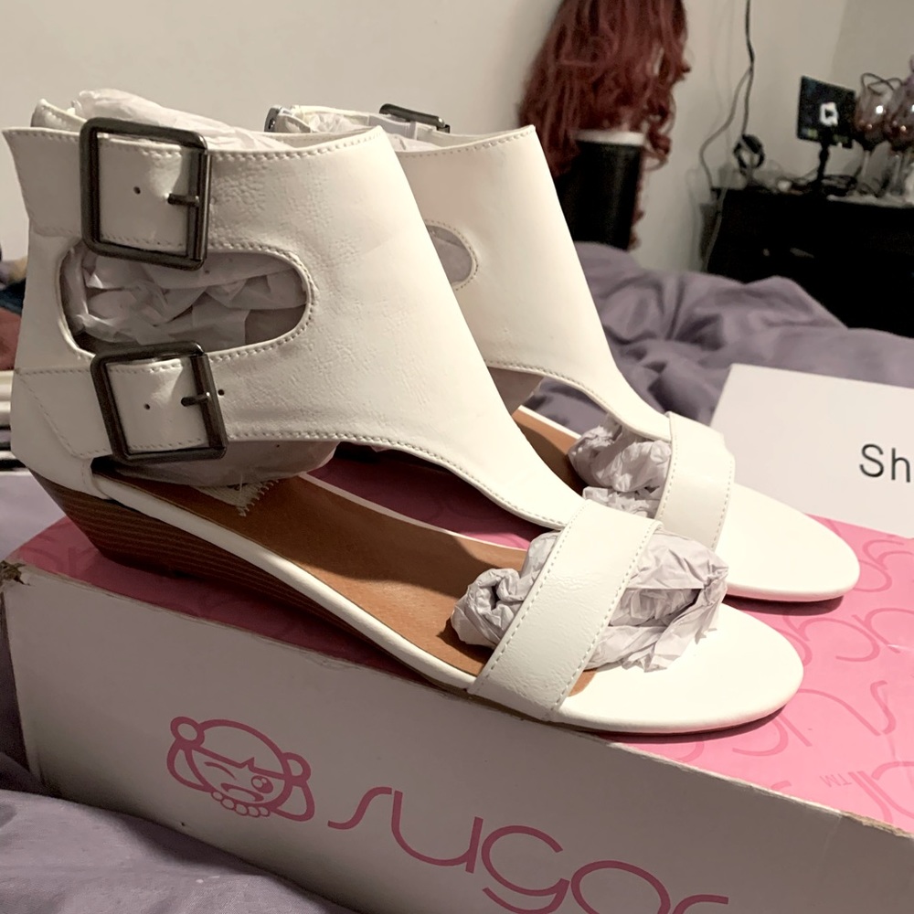 Open toe wedge sandals NEW
